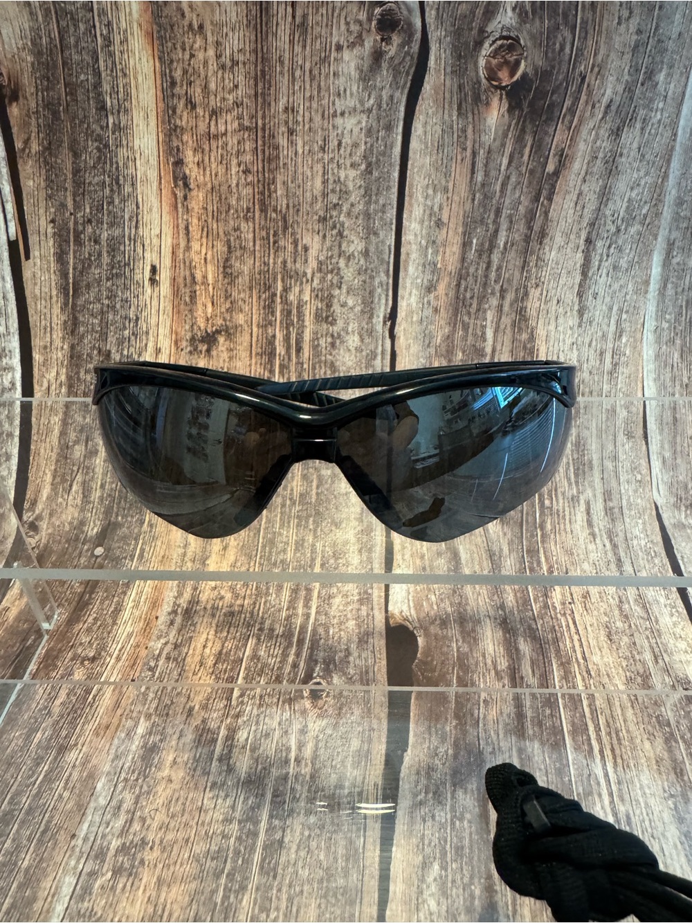 NEW KleenGuard Smoke Mirror Lenses Safety Glasses Item #PHK405